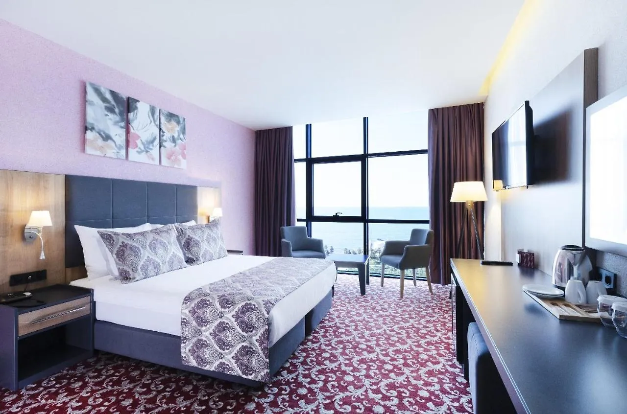 Euphoria Batumi Convention & Casino Hotel 5*,