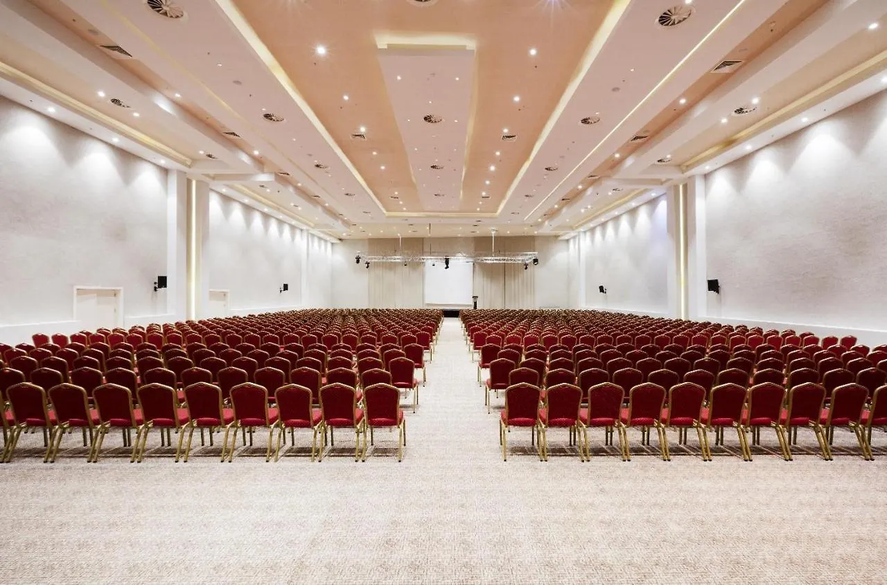 Hotel Euphoria Batumi 5*,