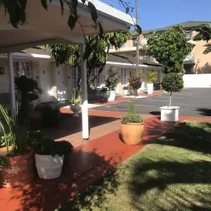 https://surf-street-motel.queenslandhotels.net